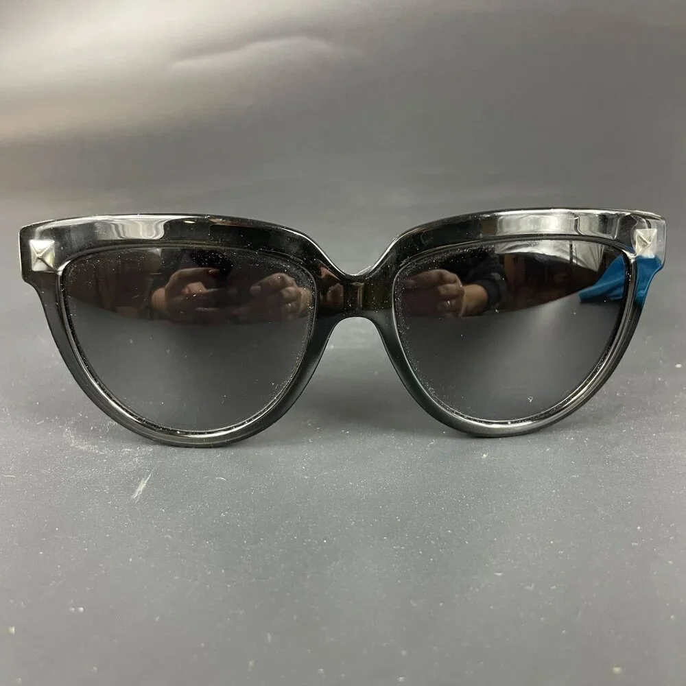 Valentino Gradient Oversize Black Acetate Sunglasses Silver Tone Rockstuds V724S - Picture 1 of 11